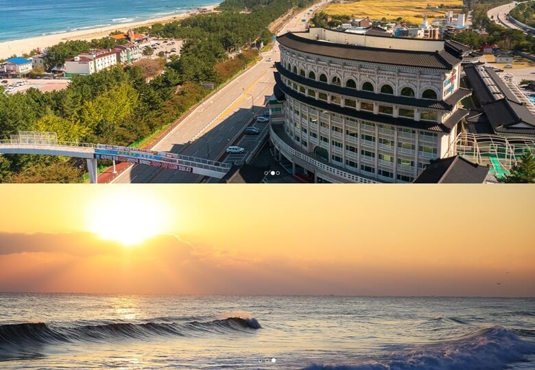 위쪽사진은 강릉 동해보양온천 건물이 한눈에 내려다 보이는 전경으로 좌측으로 바다가 보이고 기와집 모양의 동해보양온천 건물 모습이며 아래쪽사진은 강릉 바다에 얕은 파도가 치며 해가 떠오르는 모습