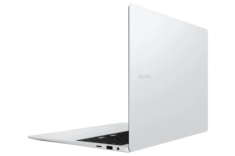 삼성전자 노트북 신제품 갤럭시 북5 Pro 소개 출시일 색상 사이즈 크기 기능 배터리 AI PC 추천