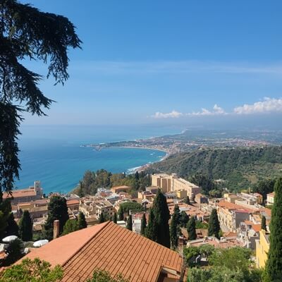 타오르미나-발코니-전경