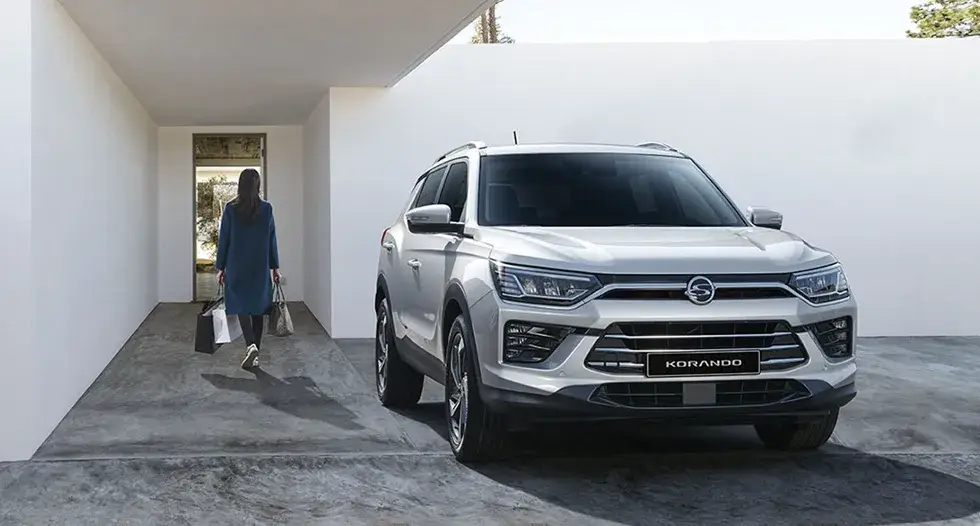 KGM 코란도 이미지