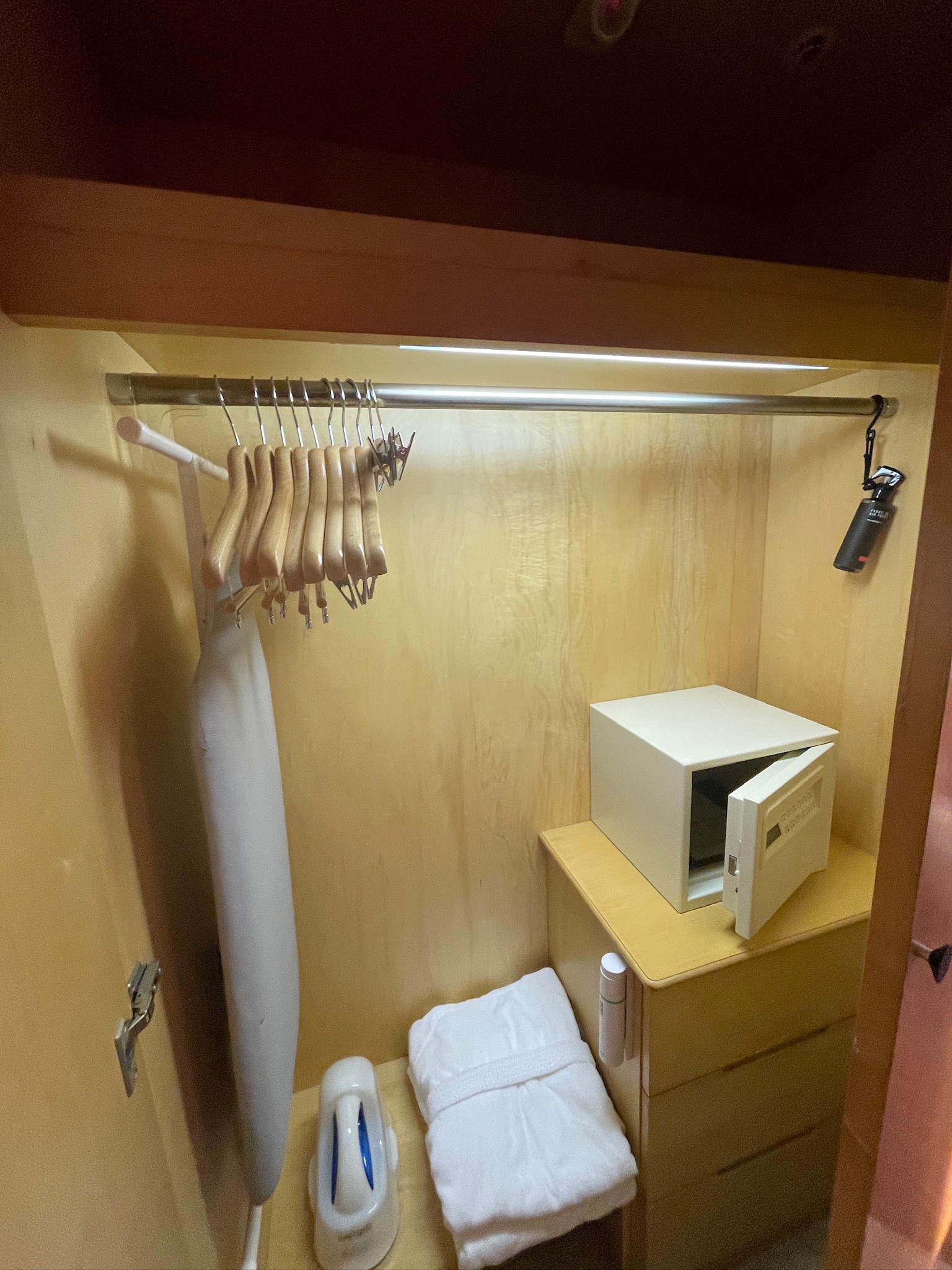 그랜드 하얏트 후쿠오카 옷장