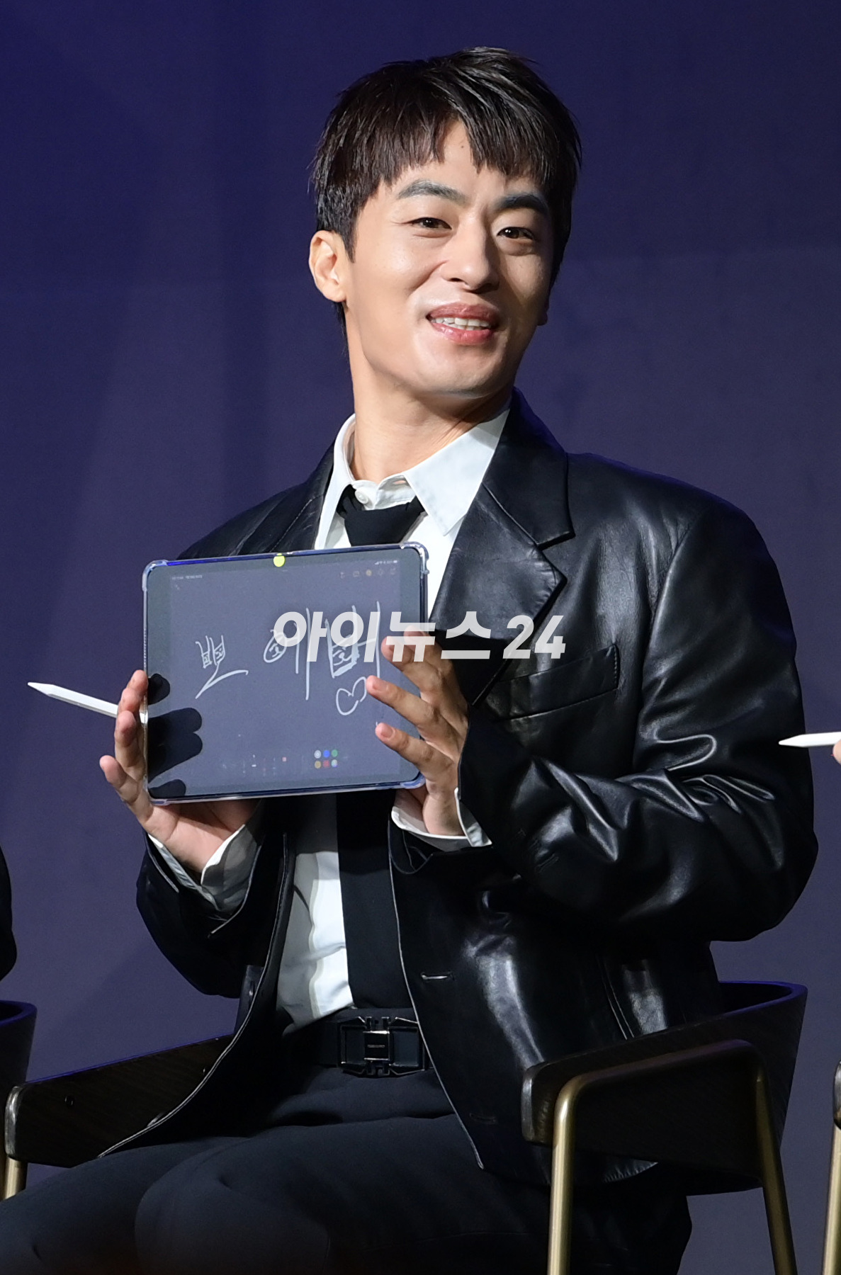 배우 구교환이 18일 오전 서울 강남구 그랜드 인터컨티넨탈 서울 파르나스에서 열린 넷플릭스 시리즈 'D.P.(디피) 시즌2' 제작발표회에 참석하고 있다. [사진=정소희 기자]