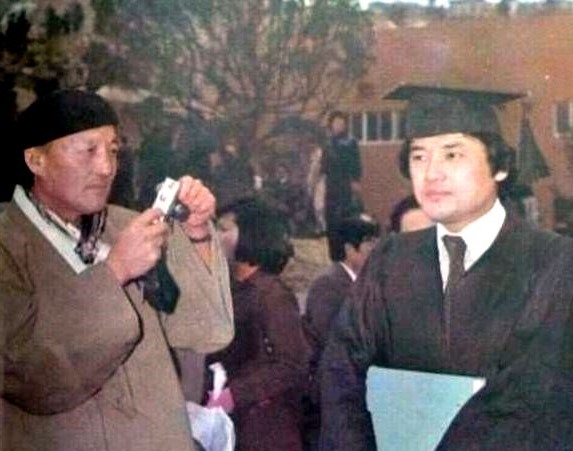 유인촌졸업사진