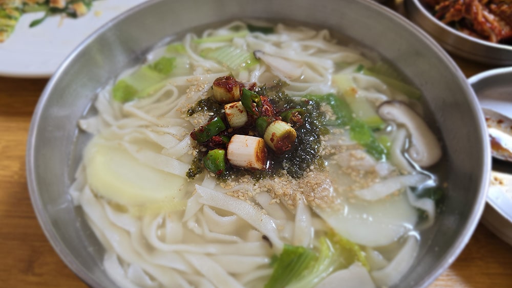 파동 산마루손칼국수-19