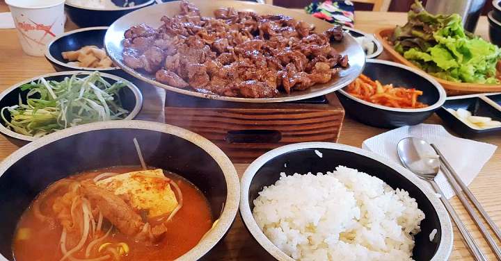 생방송오늘저녁 숯불고기 불백 김치찌개 백반 월 매출 1억 원 대박 난 1+1 가성비 혜자 메뉴 참숯 석쇠불고기 자가도정 쌀밥 화성 융건릉 맛집 추천