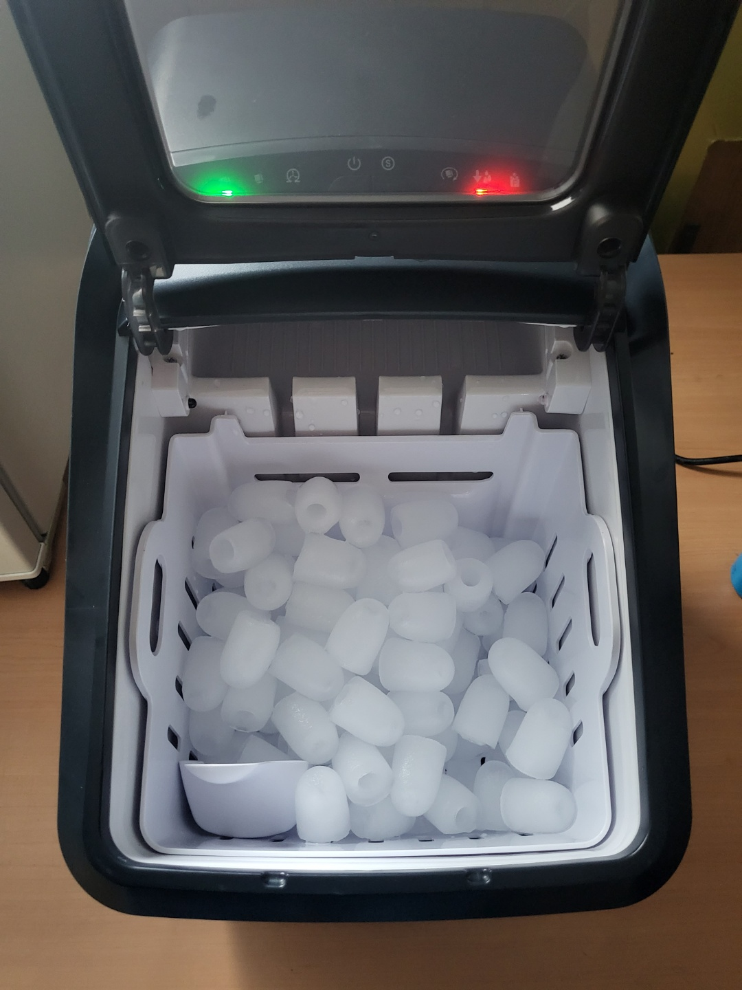 매직쉐프 제빙기 내부