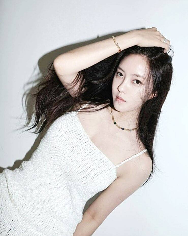 티아라-효민