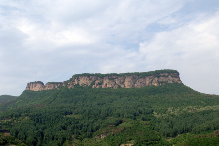 환런 오녀산성(五女山城)