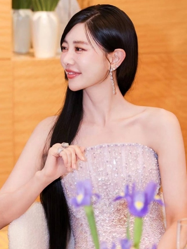 클라라 이혼 후 얼굴 변화