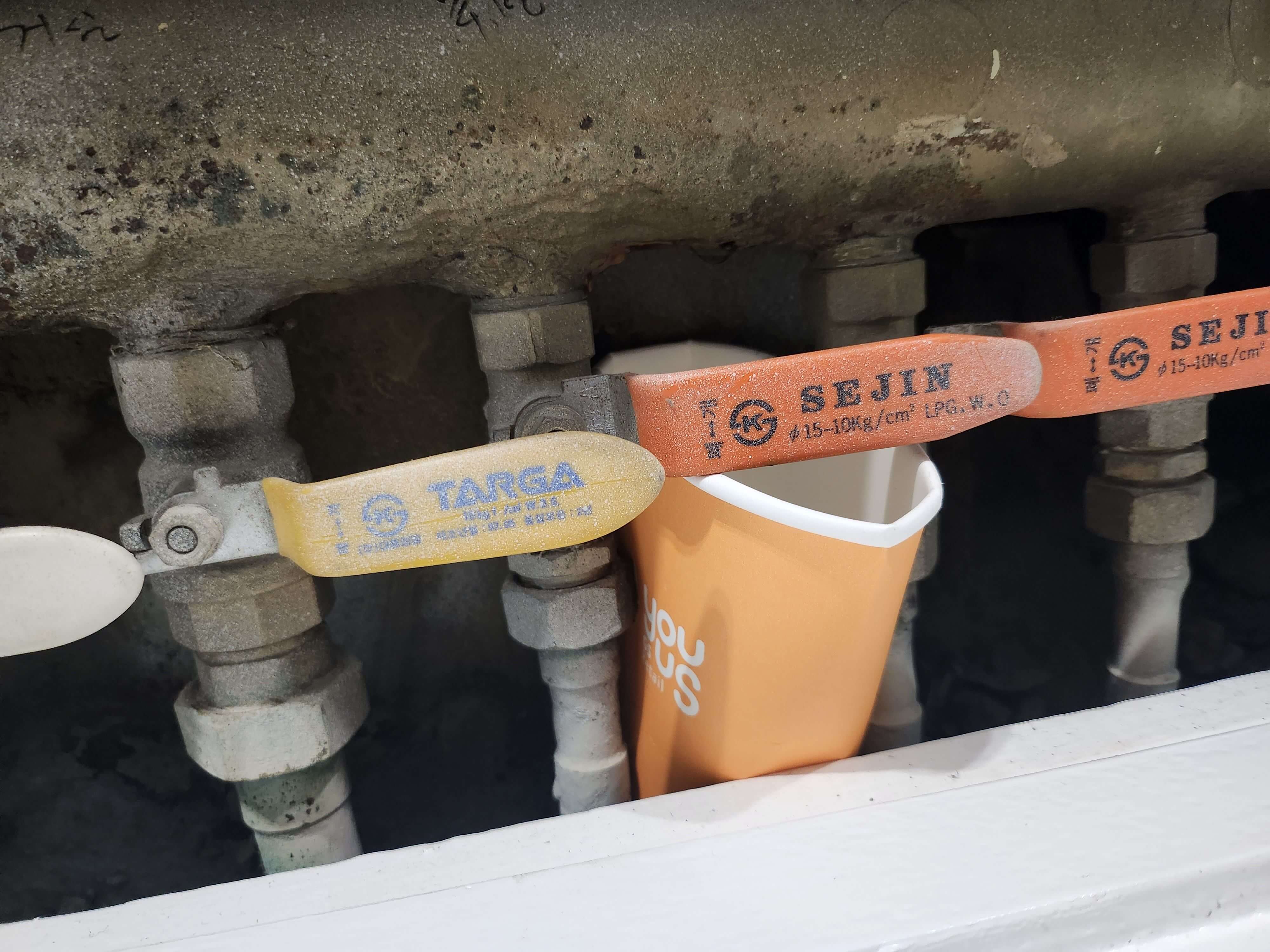 보일러-누수-사진