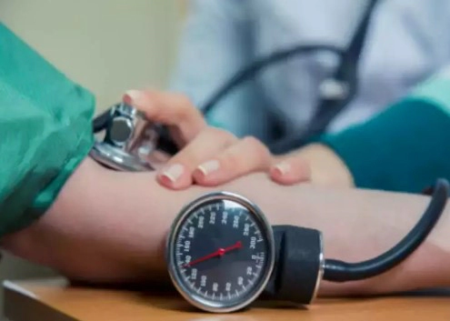 저혈압 증상과 원인 관리법