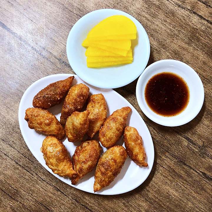 생방송오늘저녁 낭만시장 중앙시장 춘천 튀김만두 야끼만두 떡볶이 쫄면 맛집 추천