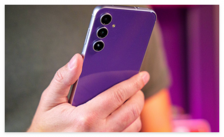 삼성-갤럭시-S23-FE-후면-디자인-이미지