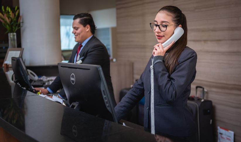 직장인 옷차림 예시 사진