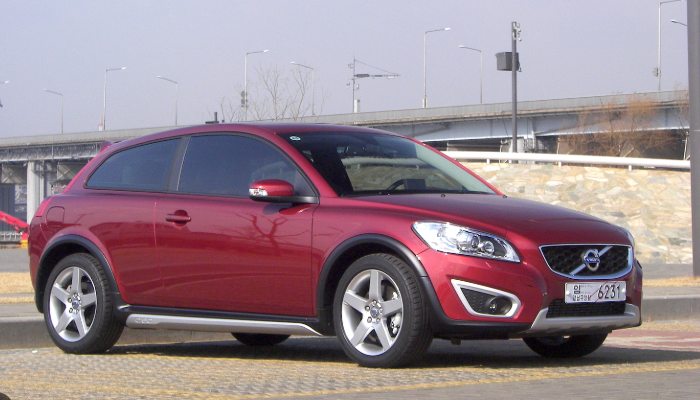 볼보 C30 중고차 가격 시세표 연비