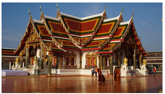 태국에서 왕실 모독은 절대 금기 - 태국 왕실과 관련된 법과 문화