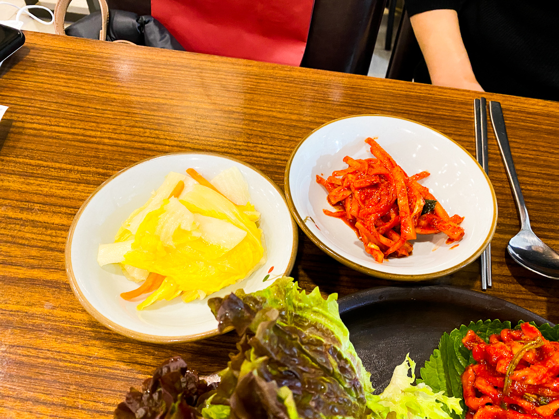 시래마을 체인점의 김치