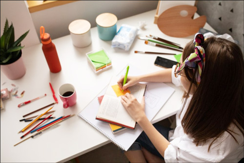 2022 수능 100일 공부하는 모습 이미지