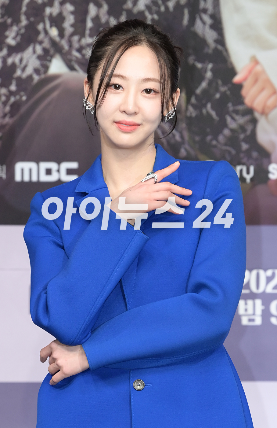 배우 김다솜이 27일 오후 서울 마포구 상암동 MBC사옥에서 열린 MBC 금토드라마 '꼭두의 계절' 제작발표회에 참석하고 있다. [사진=정소희 기자]