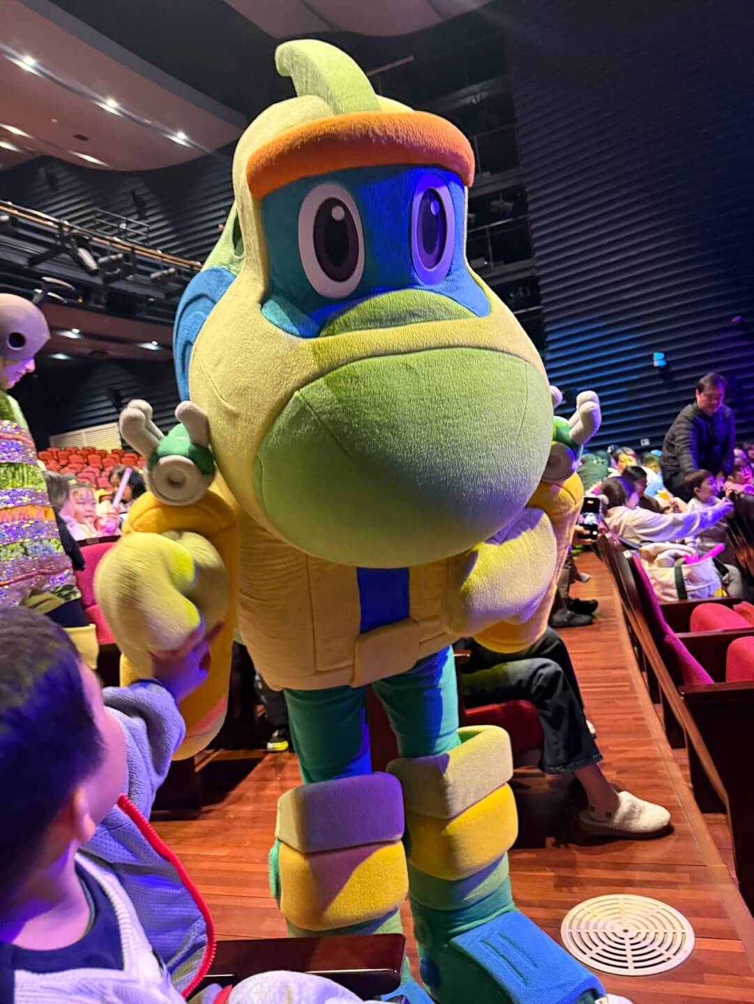 고고다이노 뮤지컬 핑 공연 장면