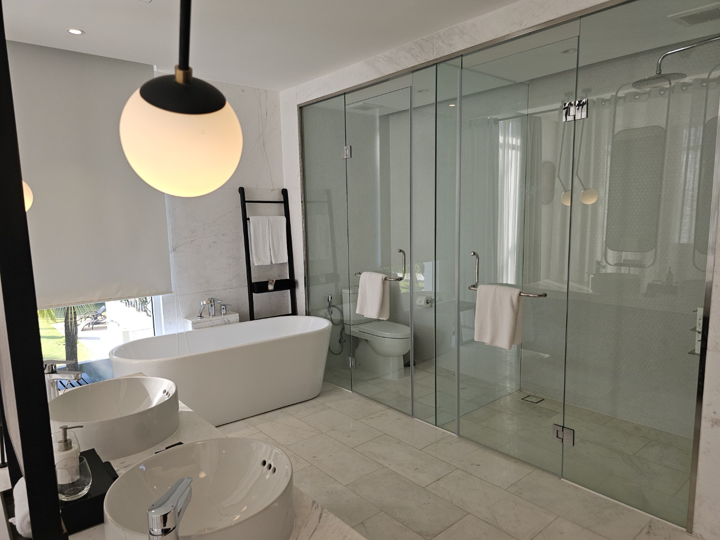 빌라 구성 &ndash; 반층 구조와 프라이빗한 공간 분리