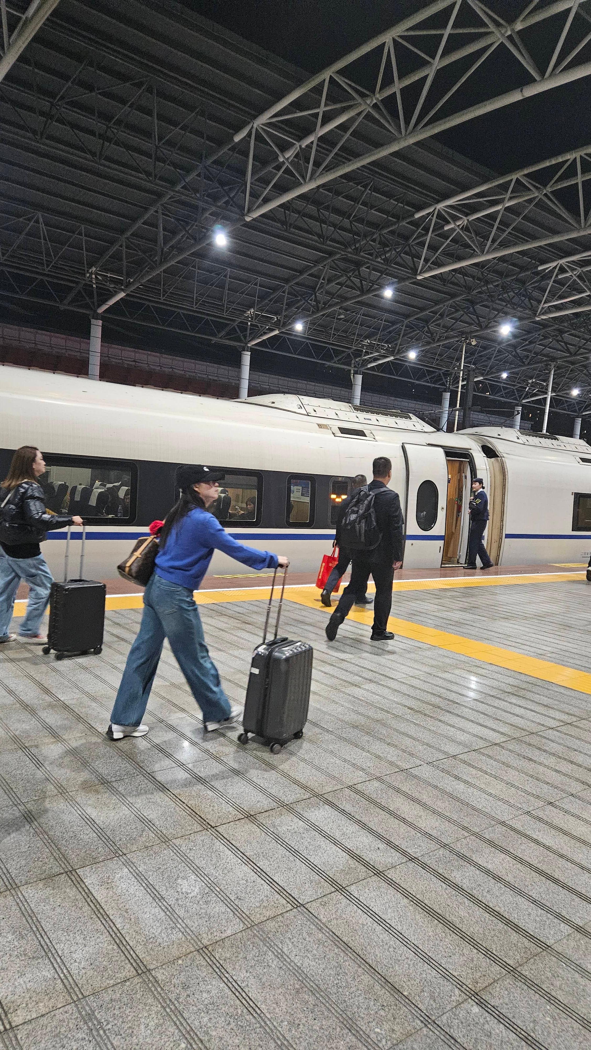 중국 망산 - 선전역 2