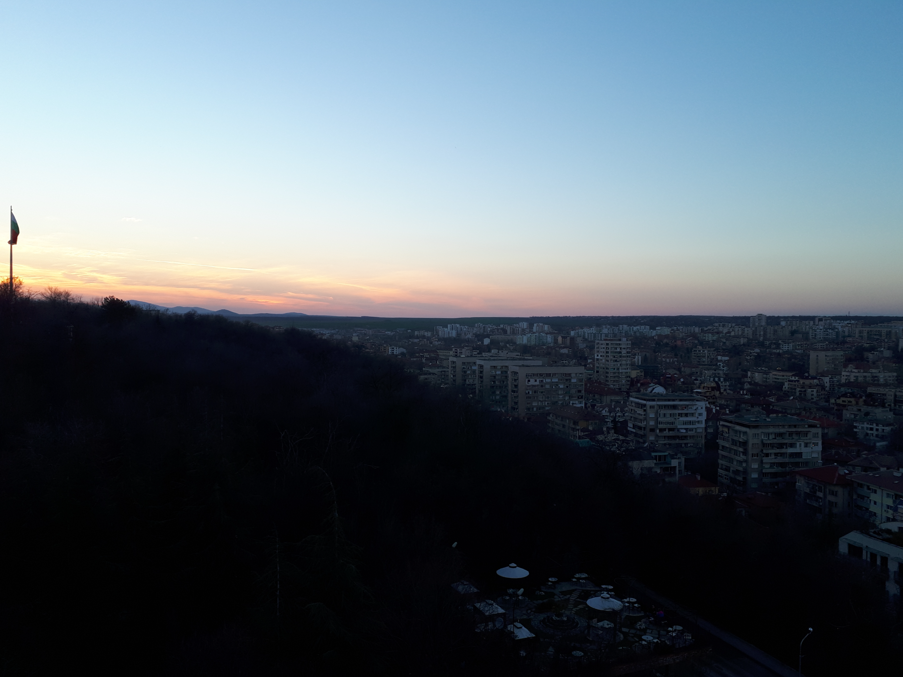 불가리아 하스코보 종탑 및 성모 마리아 기념비 언덕에서 바라본 시가지