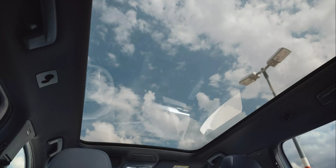 폭스바겐 ID.5 파노라마 글래스 루프