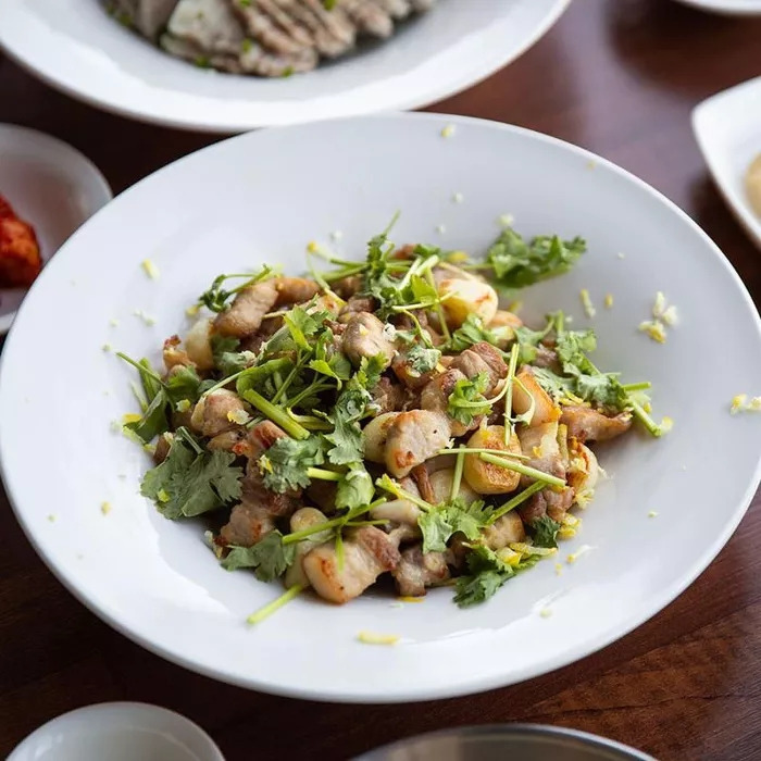 부산 남구 퓨전 돼지국밥, 나막집