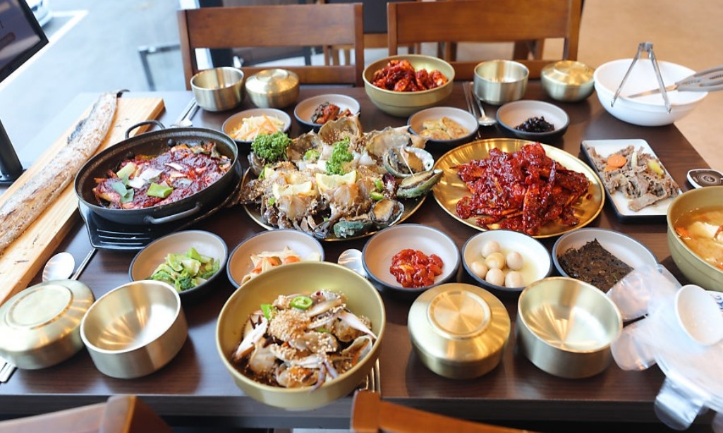 전라도 미식 여행 코스-여수돌게장백반