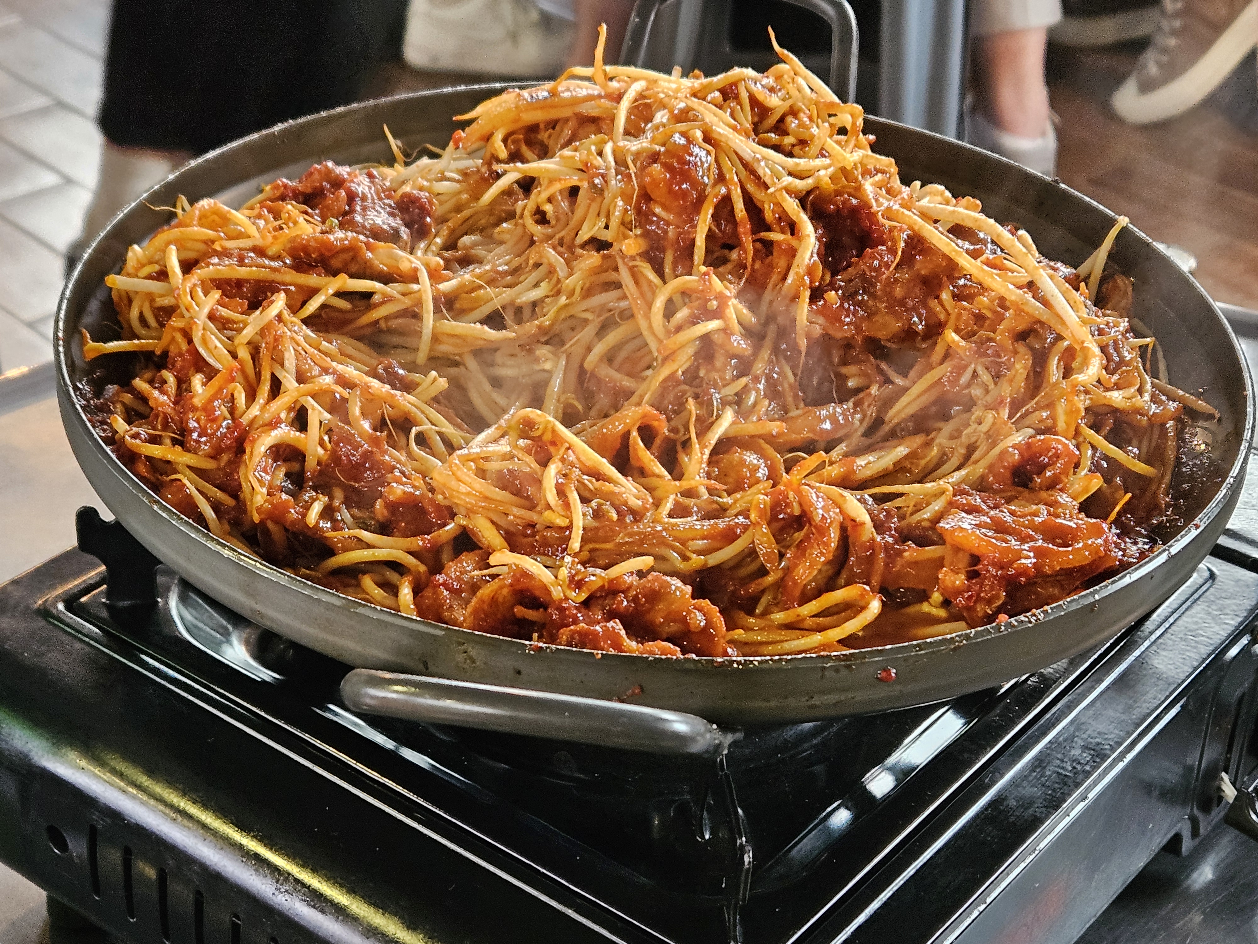 매운돼지 숙주 볶음