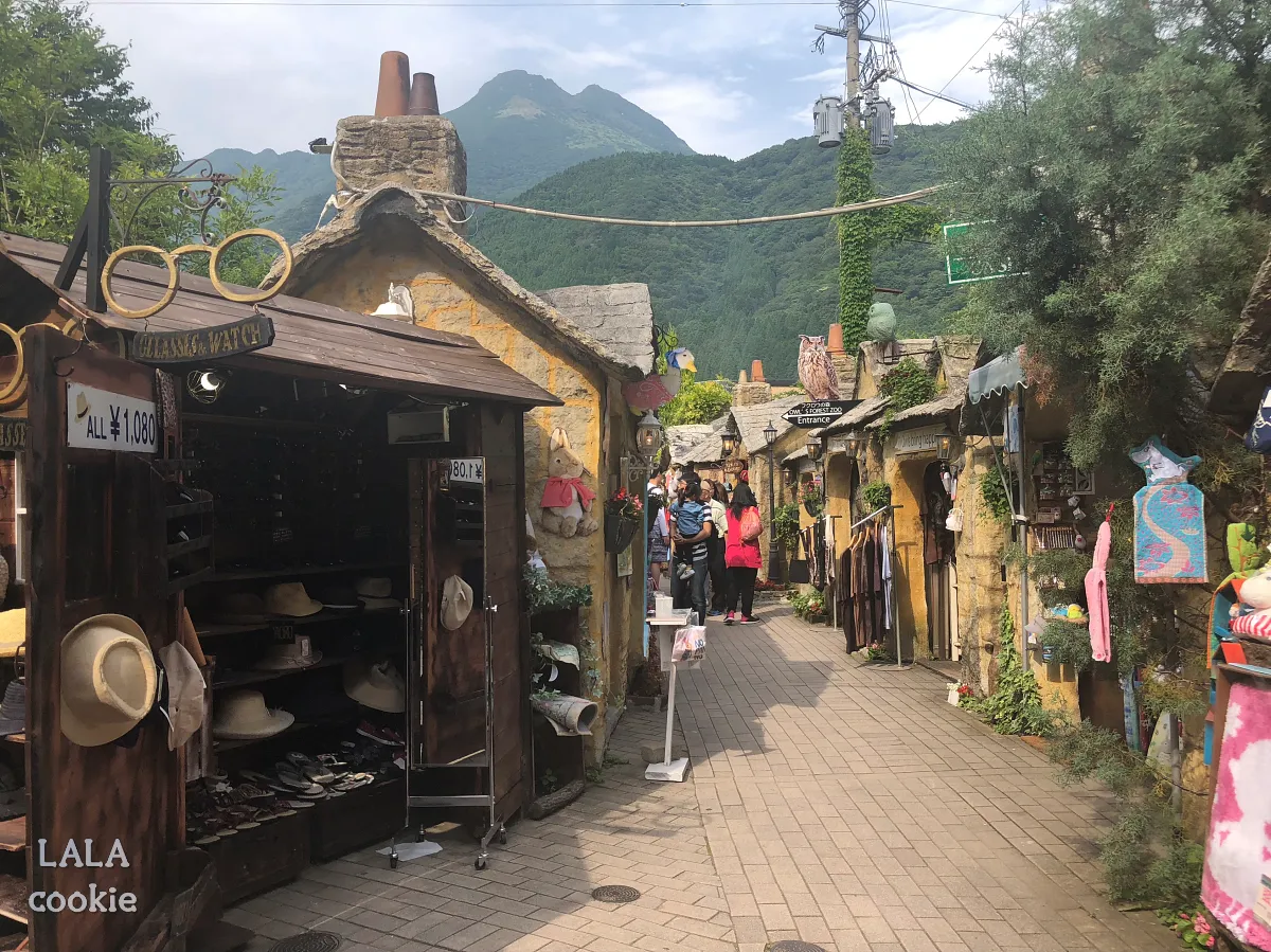 후쿠시마-유후인-가볼만한-곳-플로랄빌리지-후기-골목-거리