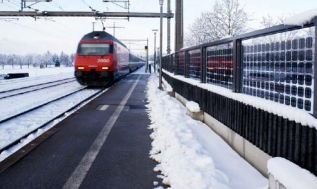 프랑스의 첫 수직형 양면 태양광 성공할까?...한국도 도입 VIDEO: France’s first vertical bifacial solar power plant