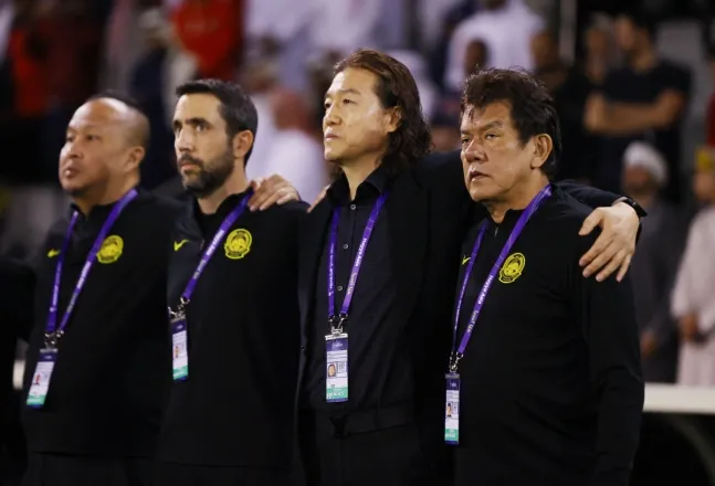 김판곤감독-스텝