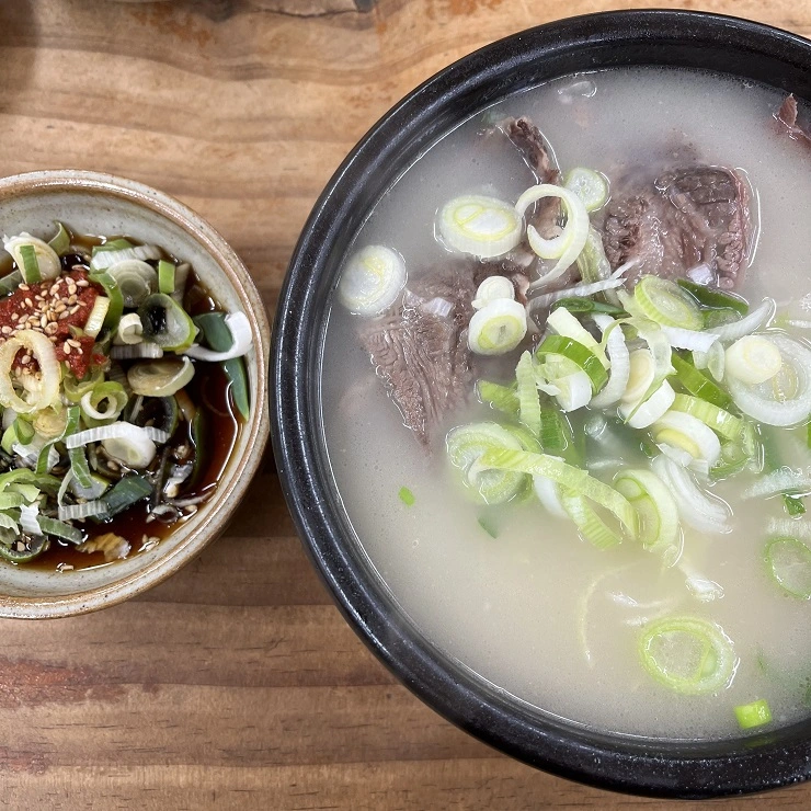 파 간장과 소머리 국밥