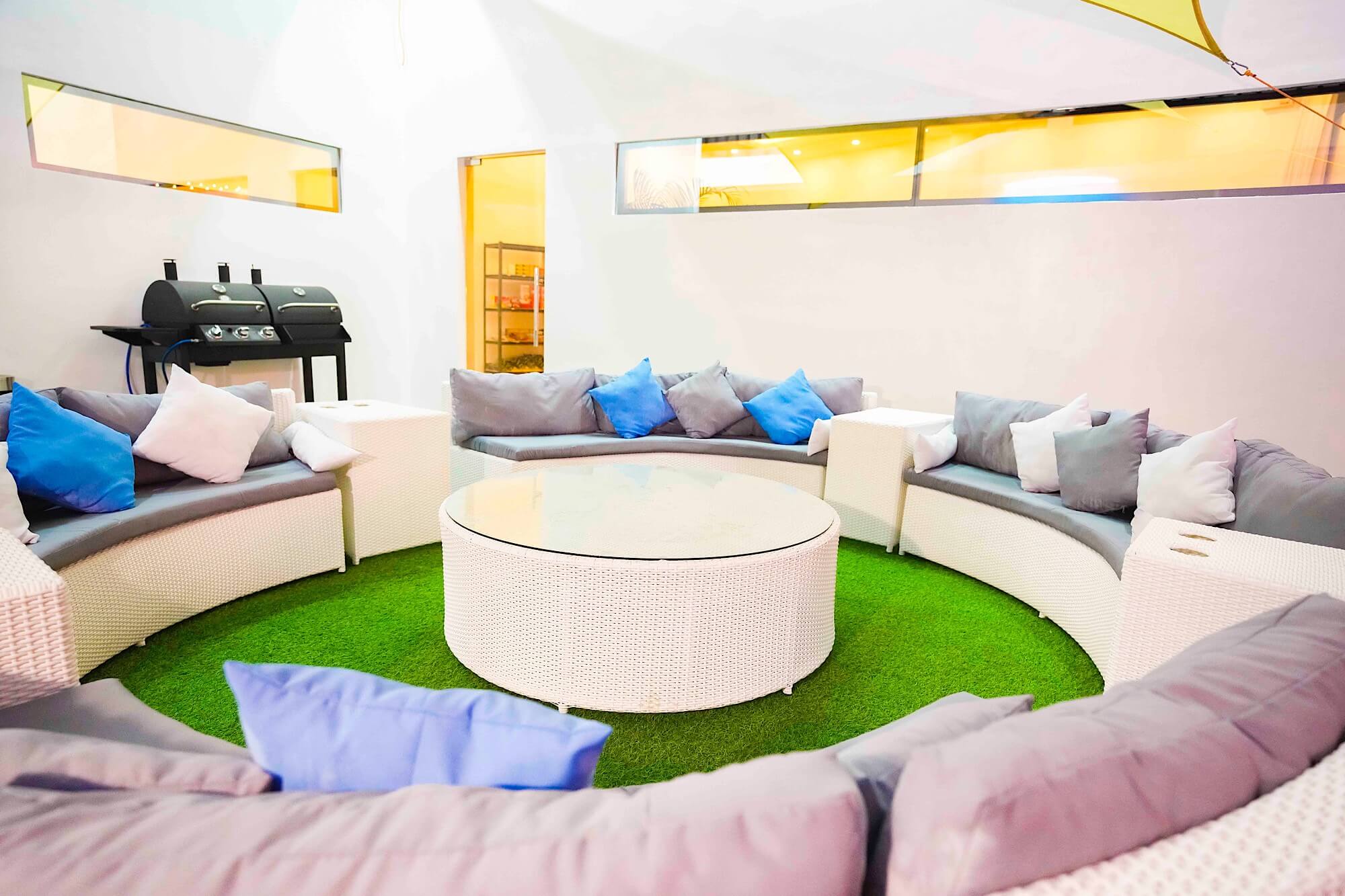 대가족 필리핀 여행 숙소, 풀빌라 저렴하게 예약하기