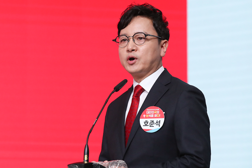 호준석 앵커 프로필