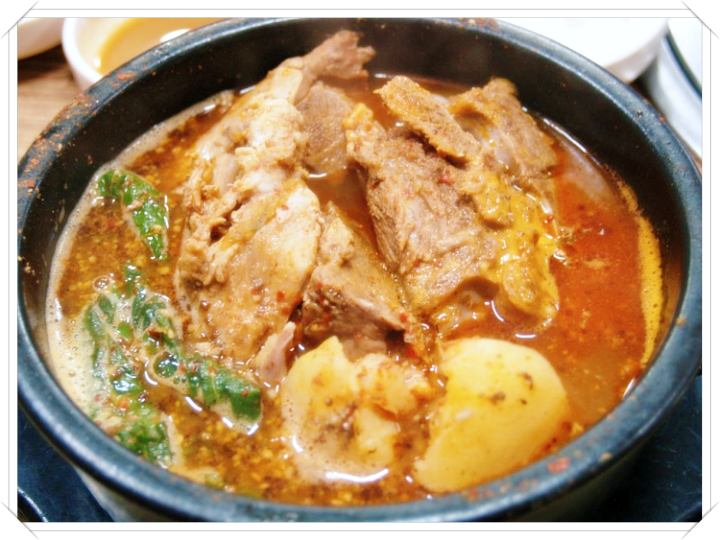 노포의영업비밀-제13회-한남동-뼈찜-국물뼈찜-전설의-감자탕-맛집