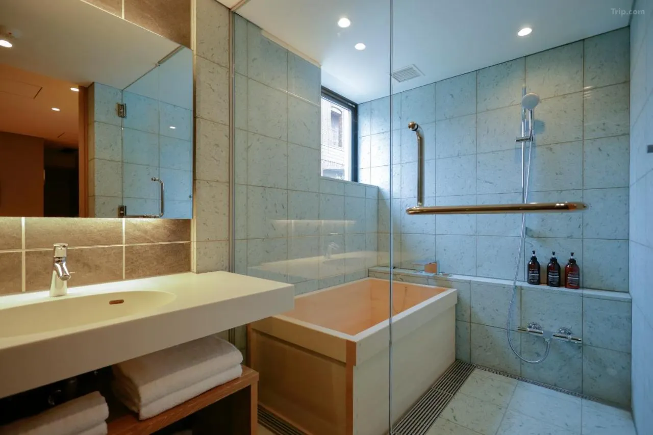 카미나리몬료칸(2)