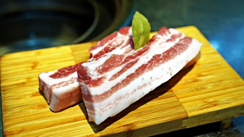 하안동꿀주먹-생삼겹살