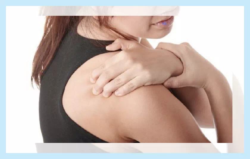 오른쪽 날개죽지 통증