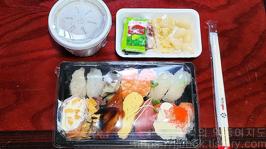 호실장초밥-모듬초밥-구성품