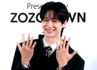 변우석 프로필 나이 키 누나 아이유 김혜윤 장원영 드라마 총정리