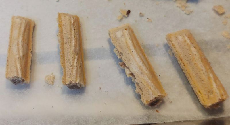 초코하임을 원하는 크기로 잘라준모습