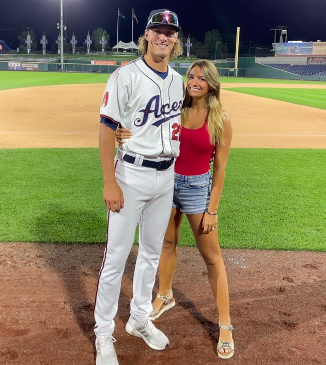 라이언-와이스-와이프