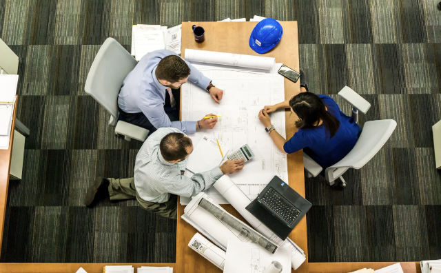 사무실 근무의 장단점