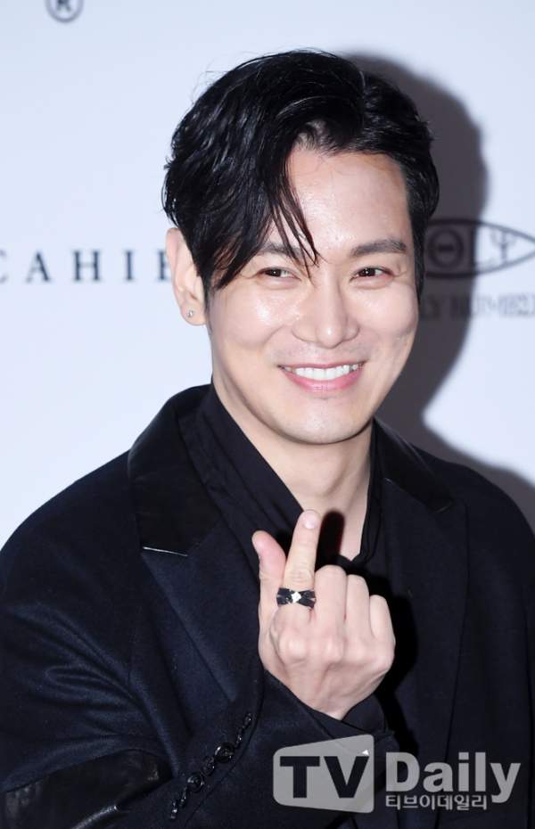 가수 환희