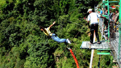 라스트 리조트 브릿지, 네팔