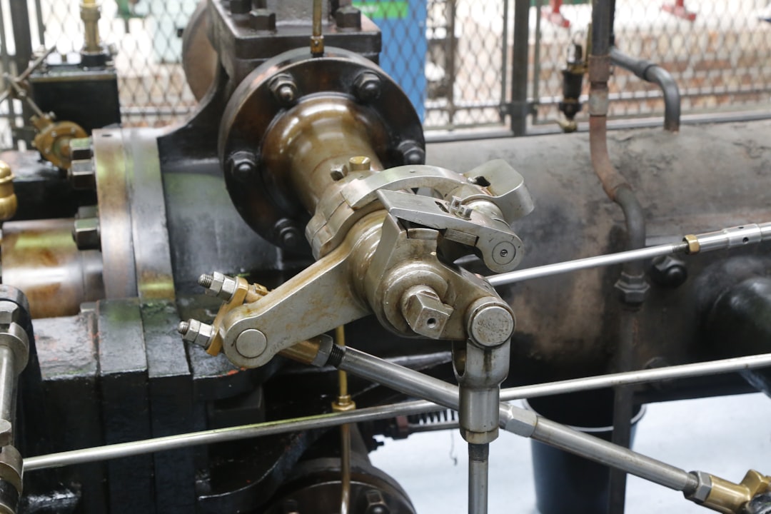 Synthetic engine oil