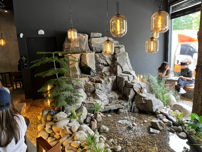 폭포없는&amp;#44; 있을 것 같은 바위 2